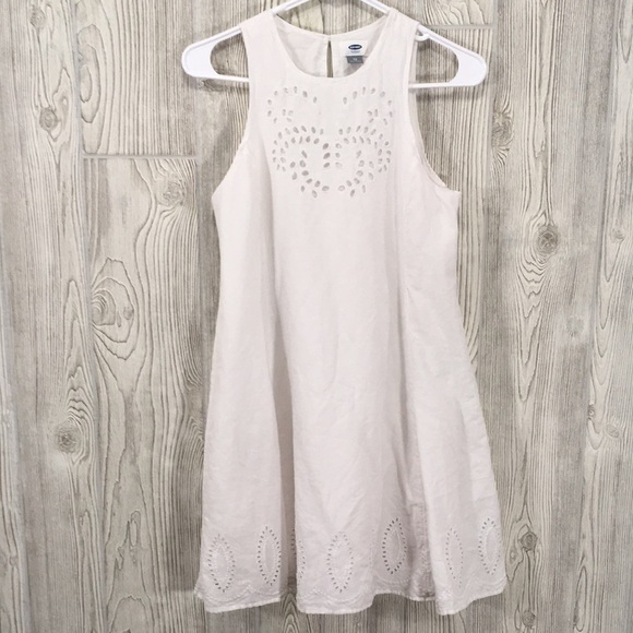 𝅺OLD NAVY White Eyelet Tank Top XS - Picture 1 of 8